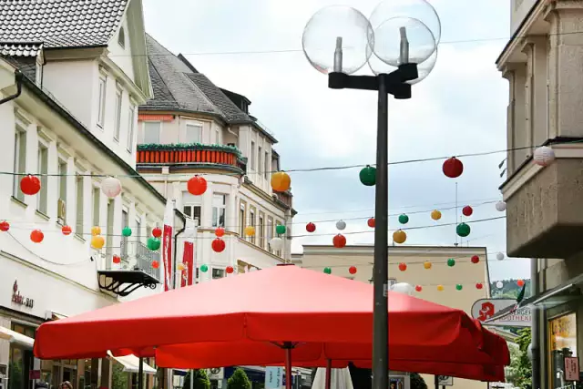 Straßendekoration in einer norddeutschen Kleinstadt